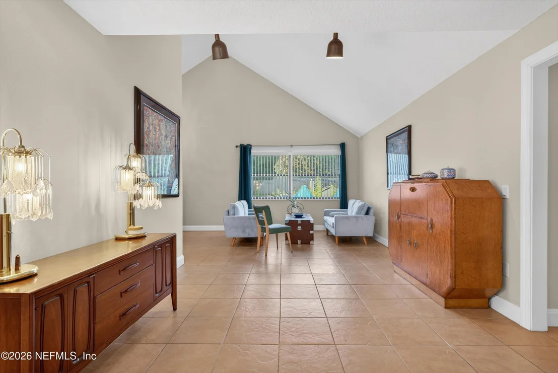 Photo of 2556 BOTTOMRIDGE Drive