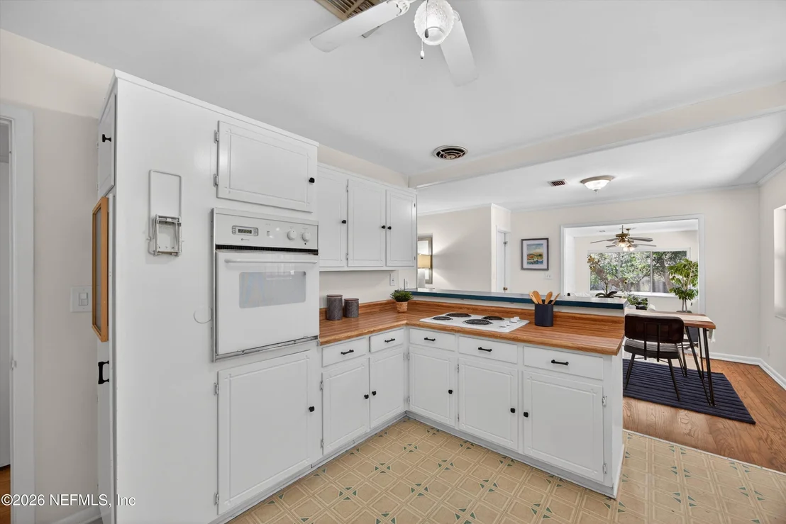 Photo of 317 FROG HOLLOW Road