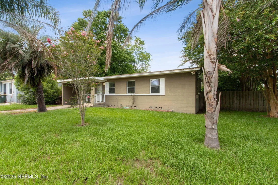Photo of 10435 STONE Road