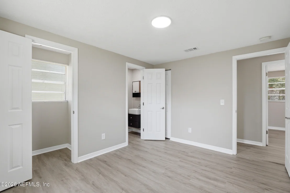 Photo of 5327 ARROWSMITH Road