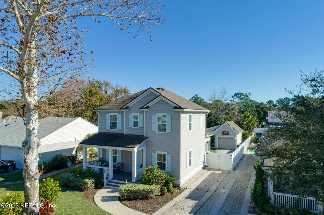 Photo of 3939 PALM Way