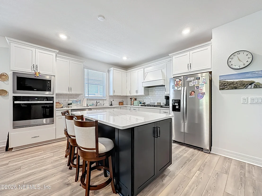 Photo of 426 HAWTHORN PARK Circle