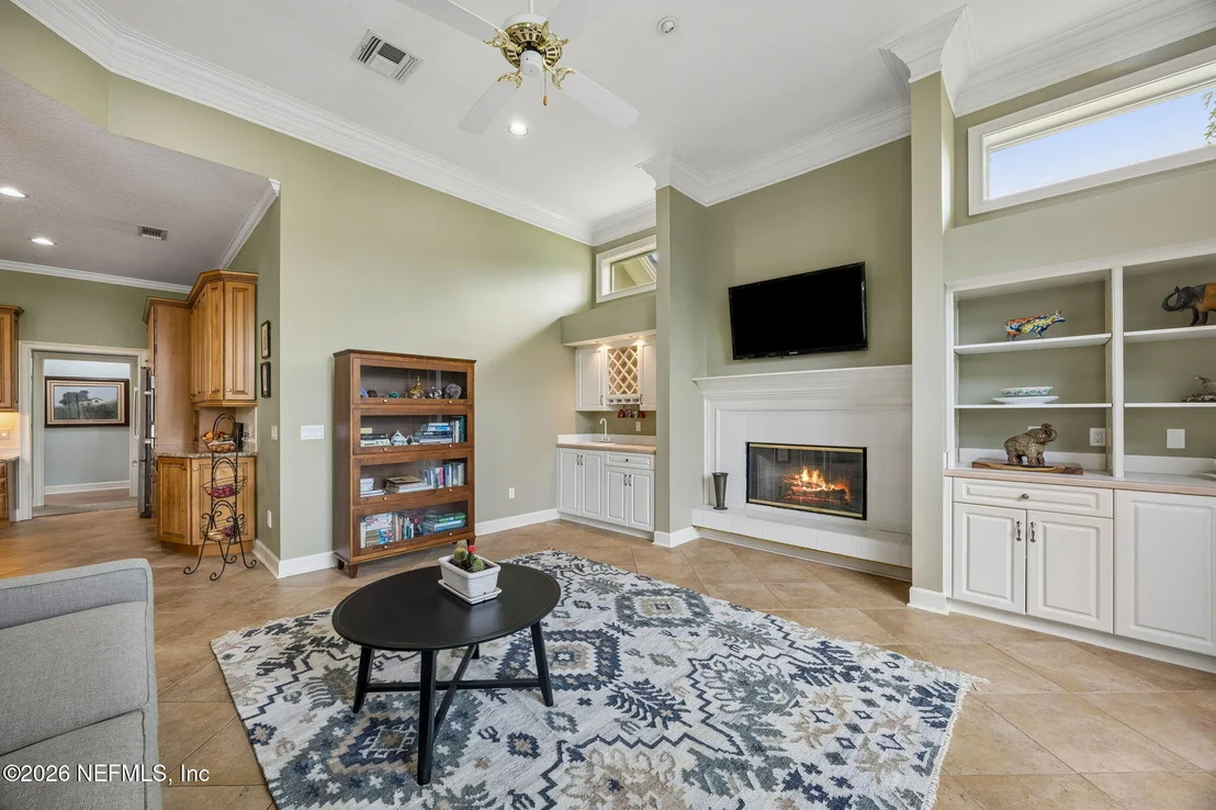 Photo of 189 LINKSIDE Circle