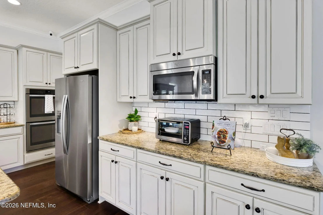 Photo of 550 BRAMBLY VINE Drive