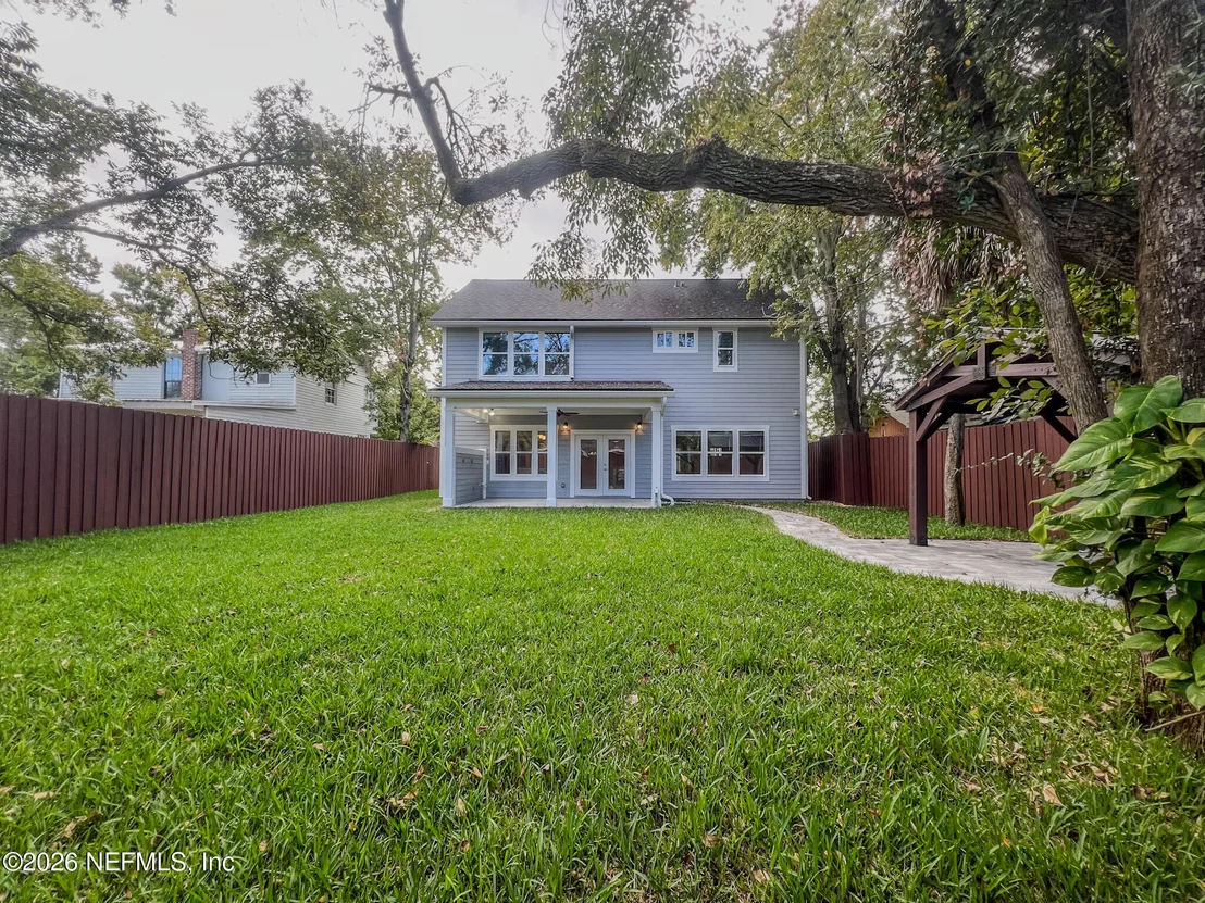 Photo of 4325 APPLETON Avenue