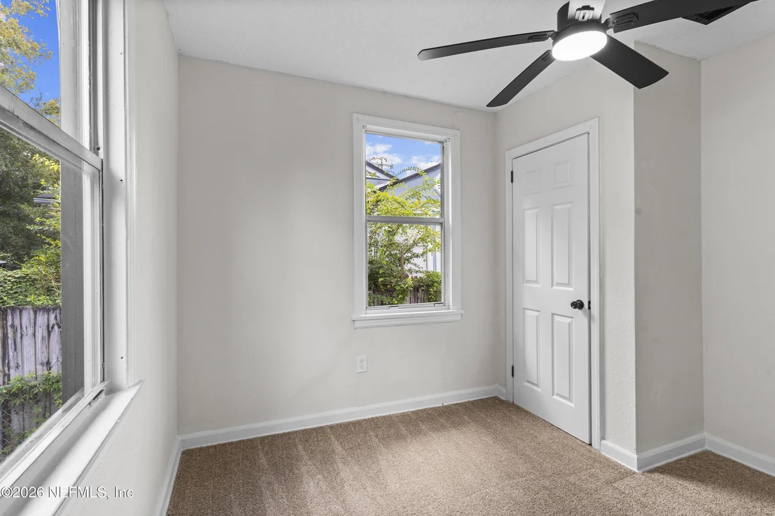 Photo of 703 KING Street