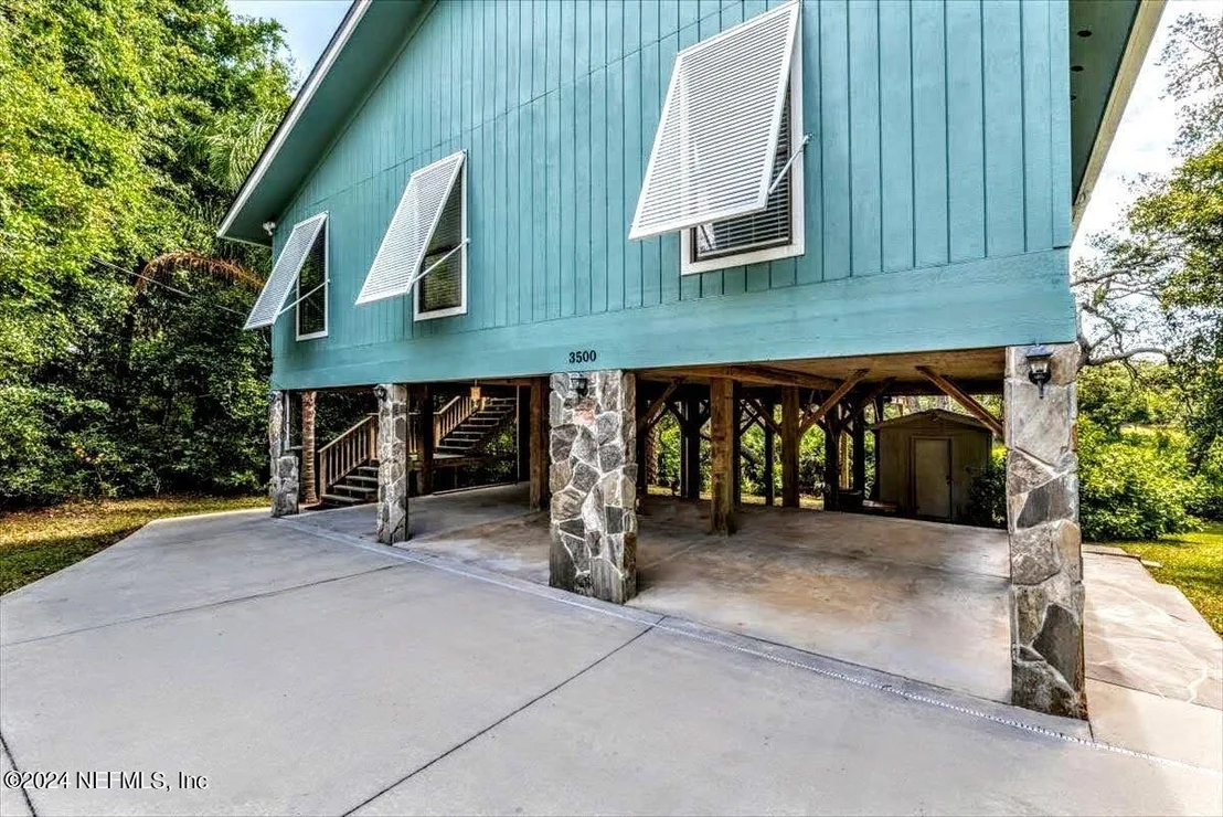 Photo of 3500 PUTNAM Road