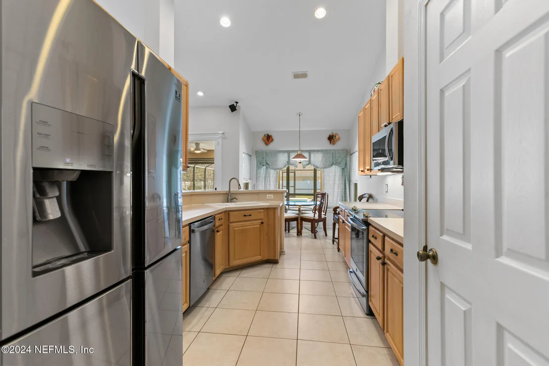 Photo of 800 LAPOMA Way