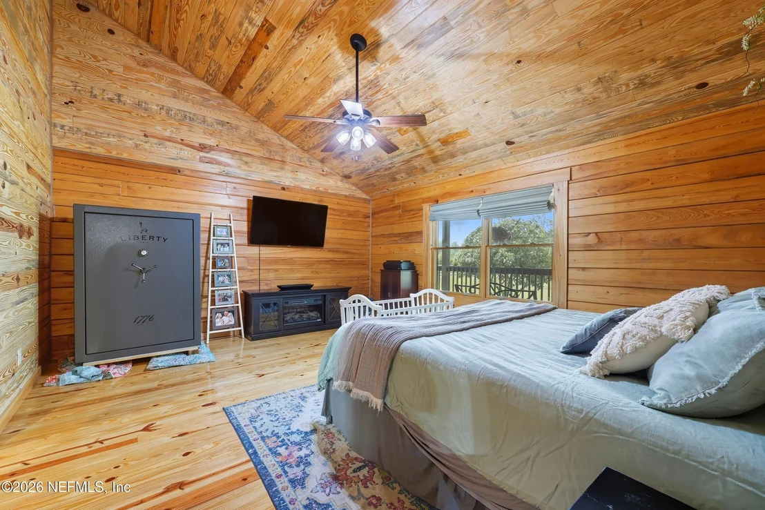 Photo of 3938 SUNSET SKY Road