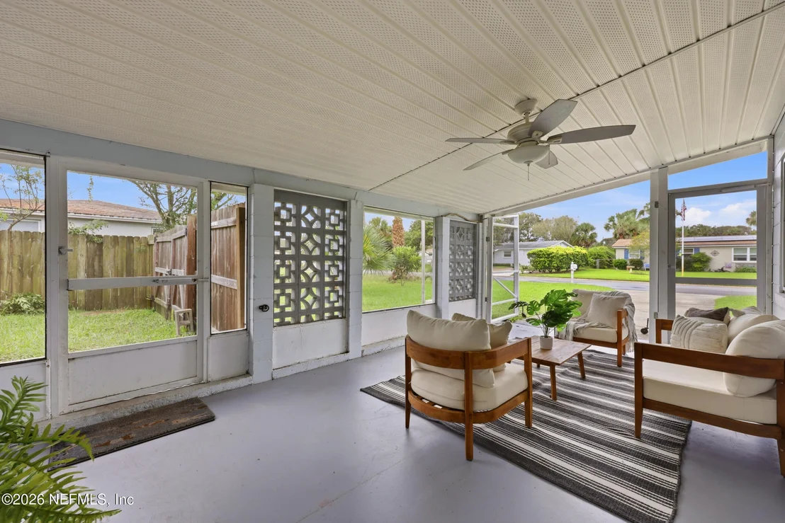 Photo of 25 SANDRA Drive