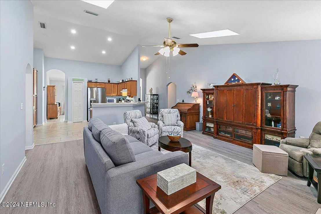 Photo of 4528 MAINMAST Lane