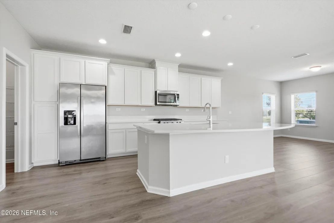 Photo of 126 SAINT BARTS Avenue