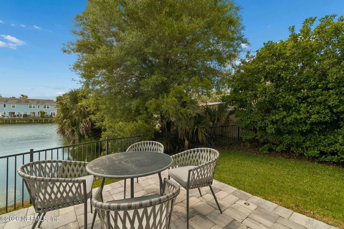 Photo of 58 ISLANDER Circle