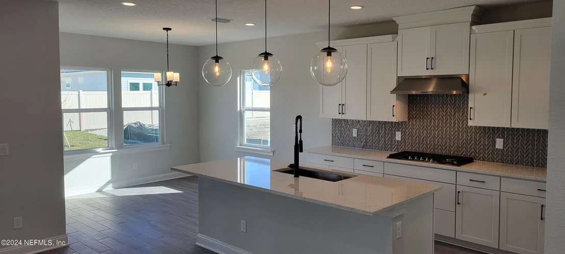 Photo of 64 WAVERLY Way