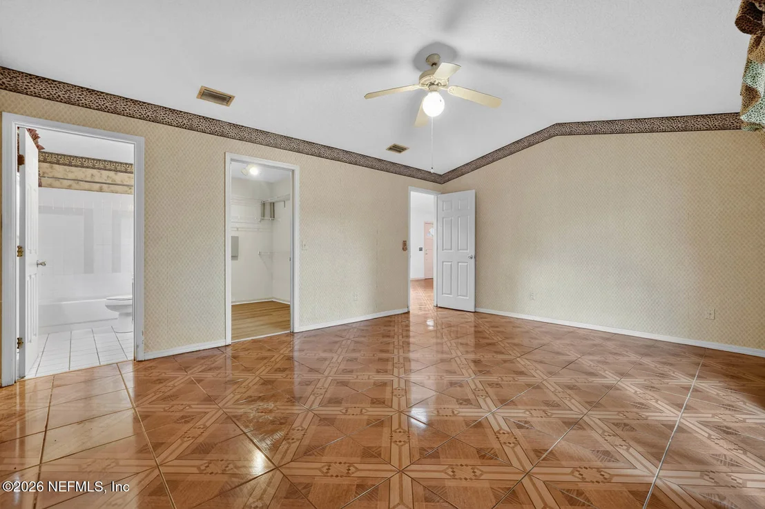 Photo of 108 MOHEGAN Road