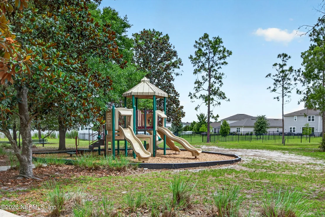 Photo of 618 BRIAR VIEW Drive