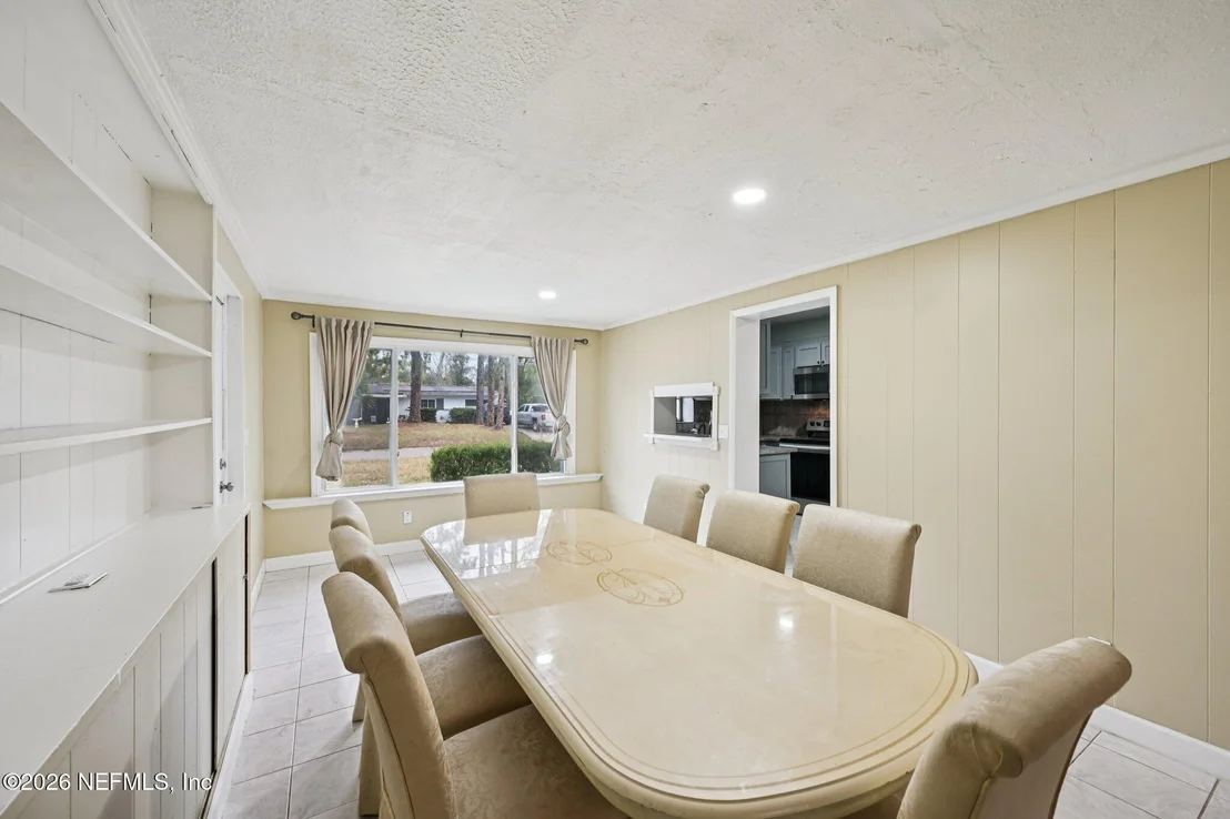 Photo of 6332 BADNUR Drive