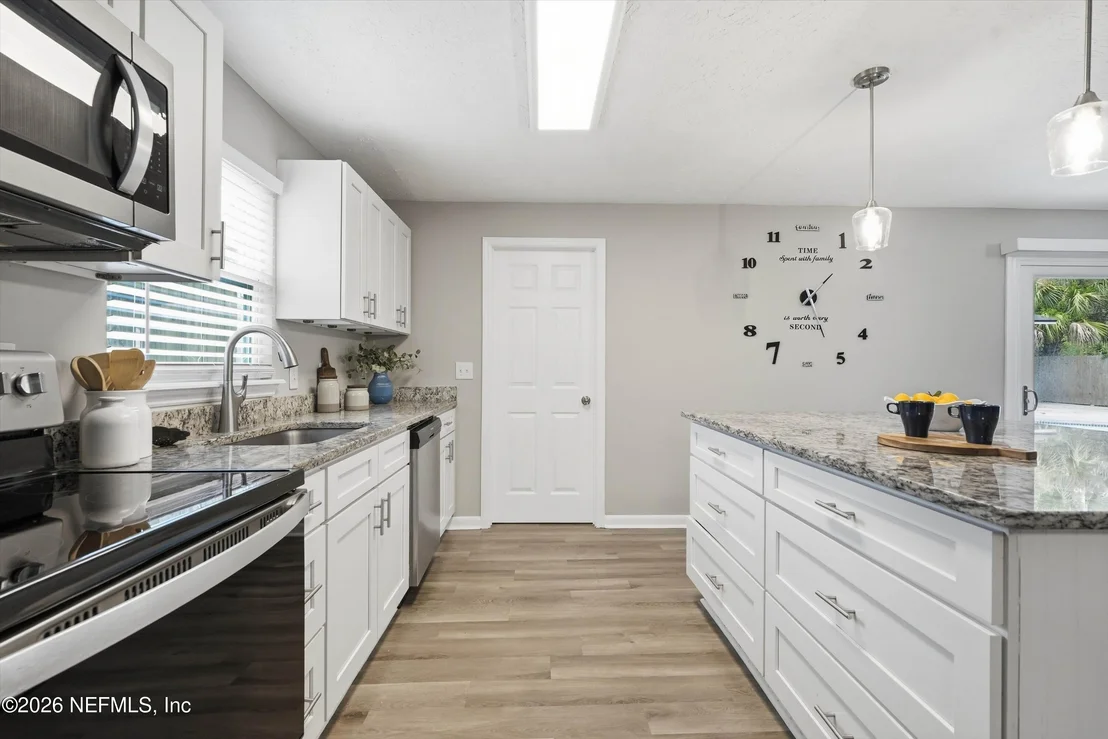 Photo of 3662 MATEO Place