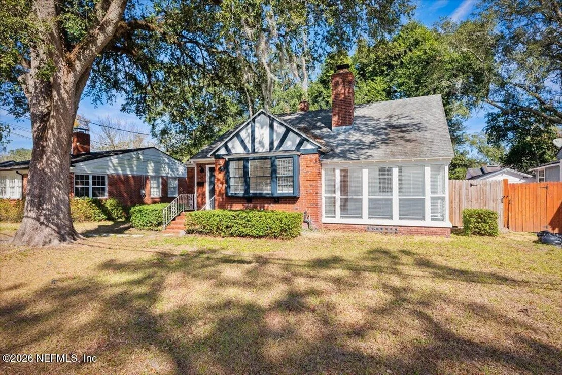 Photo of 1639 PARRISH Place