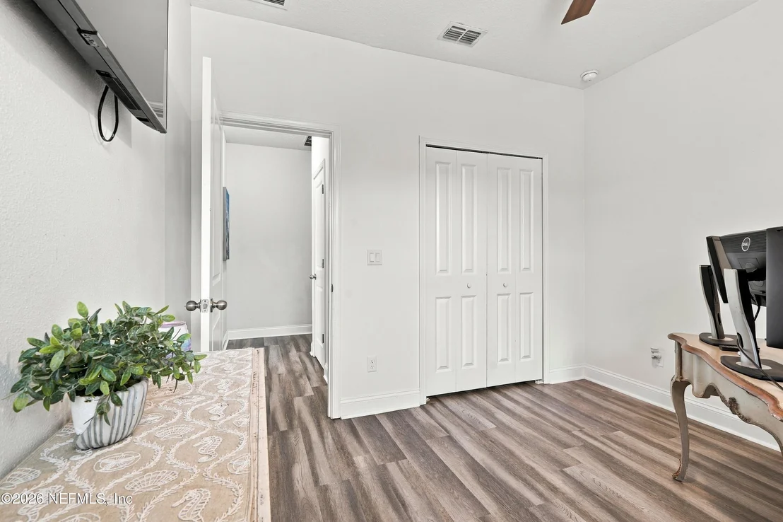 Photo of 324 FERNDALE Way