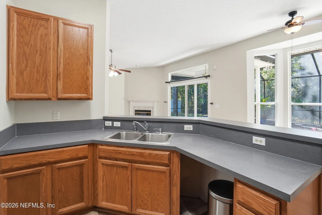 Photo of 752 GRAND PARKE Drive