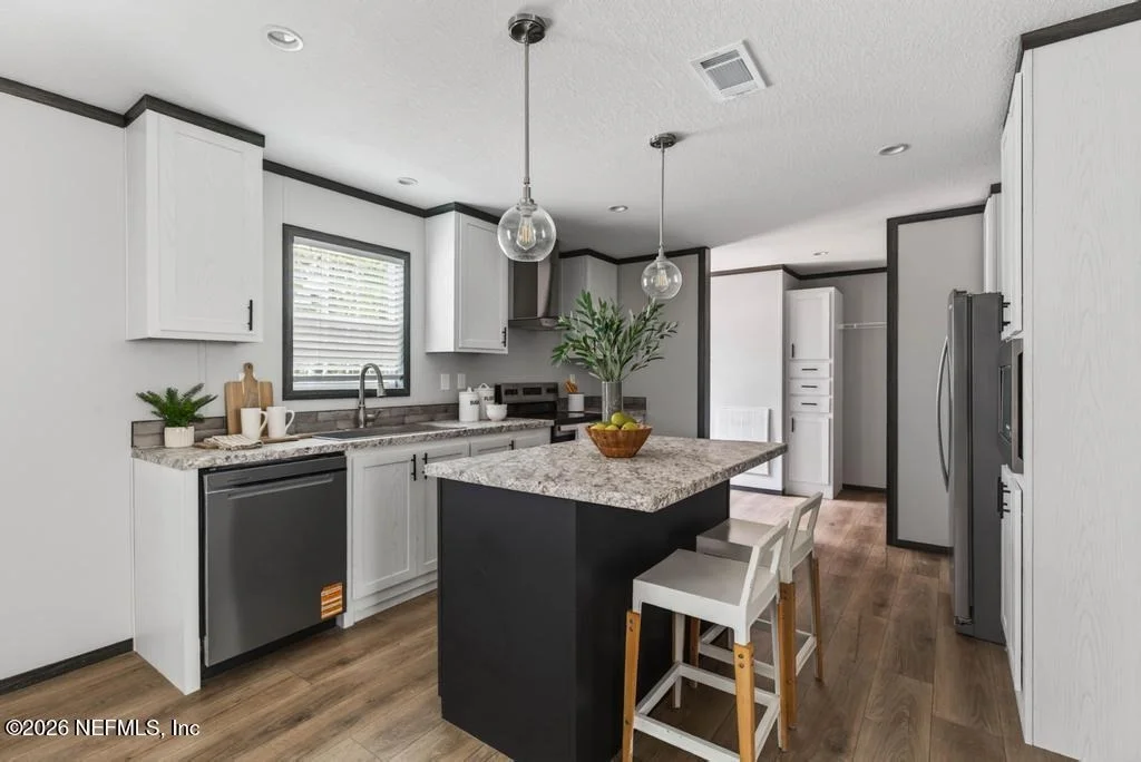 Photo of 2817 SPRING Drive