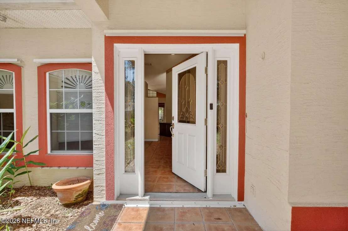 Photo of 3400 KINGS Road S
