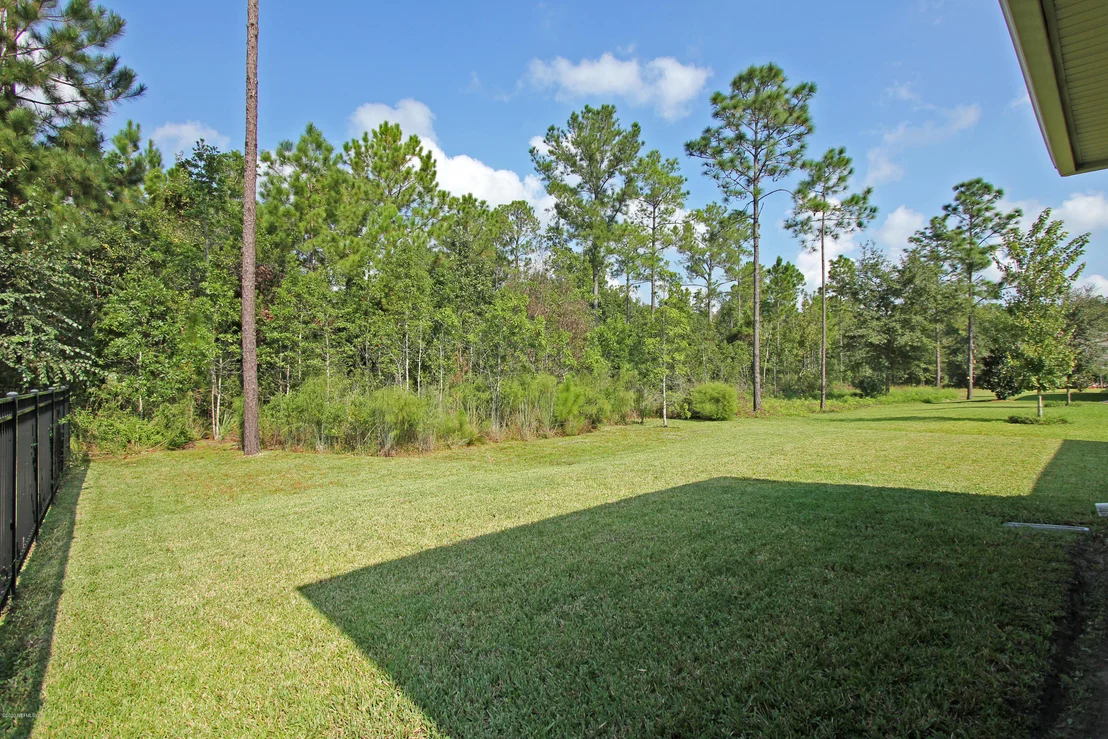Photo of 399 PALISADE Drive