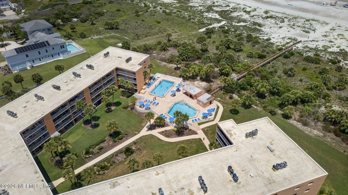 Photo of Unit 319 at 4 OCEAN TRACE Road