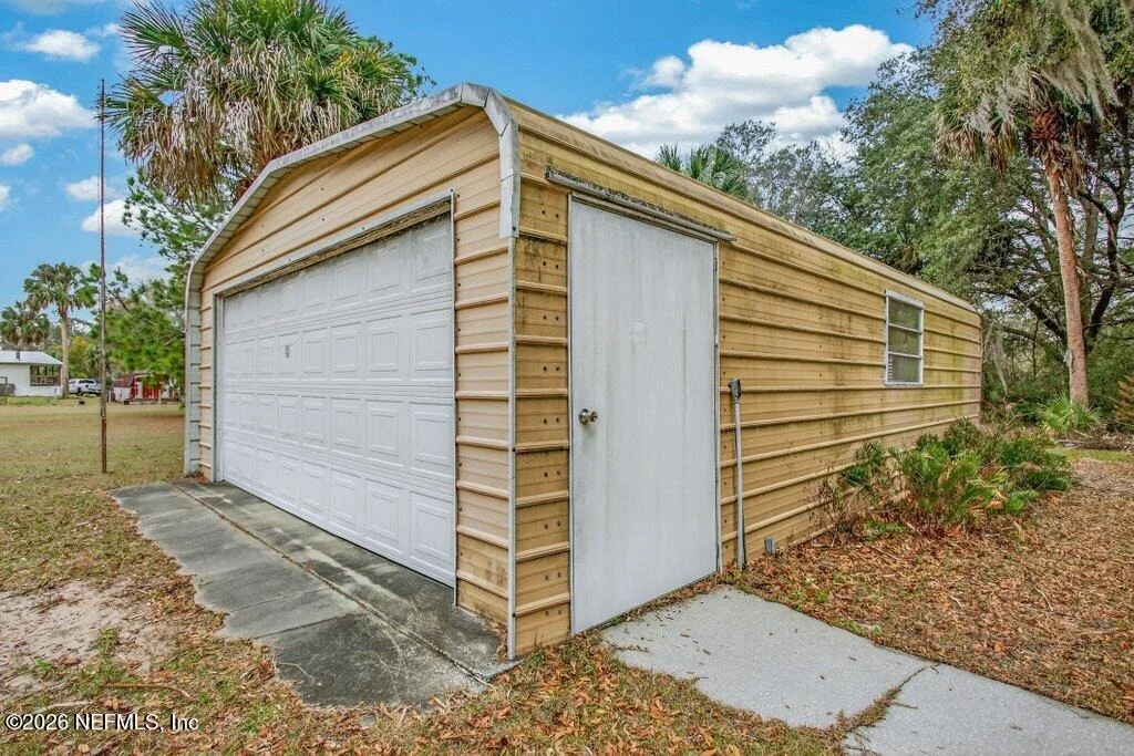 Photo of 207 CABOT Lane