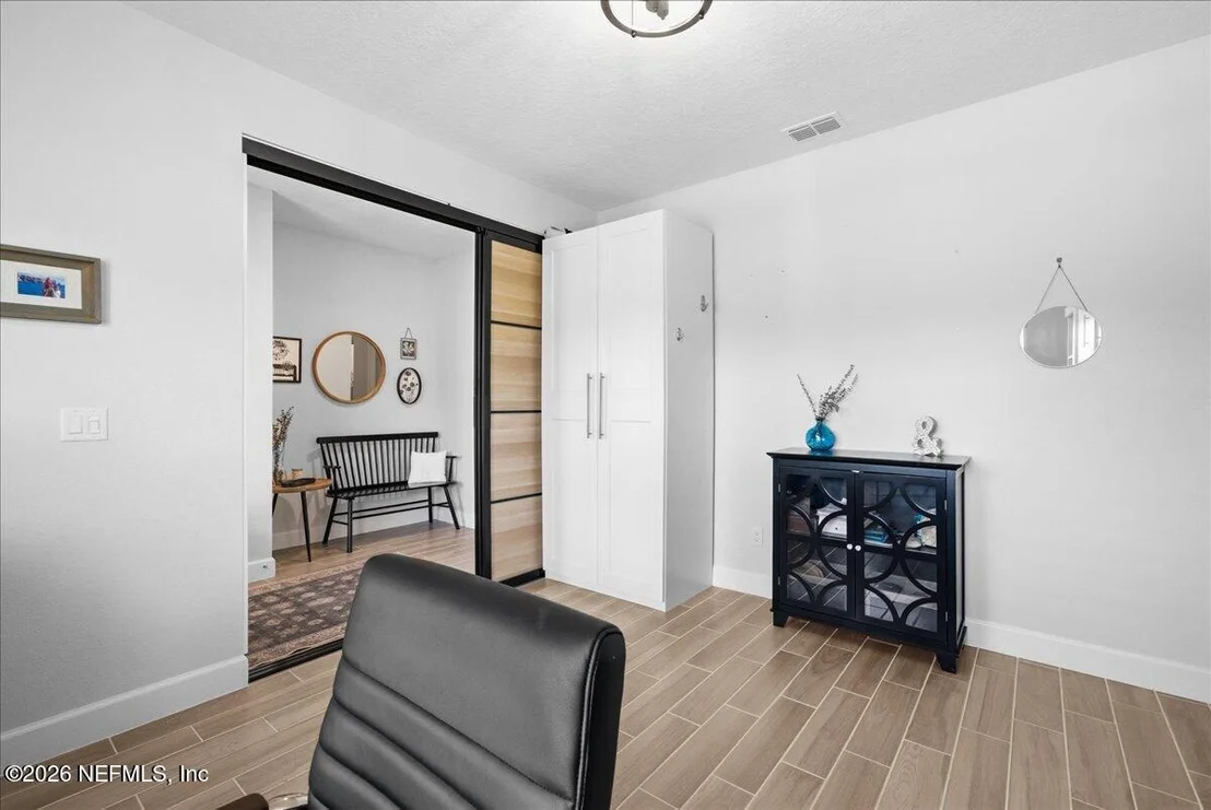 Photo of 40 RIDGEWIND Drive