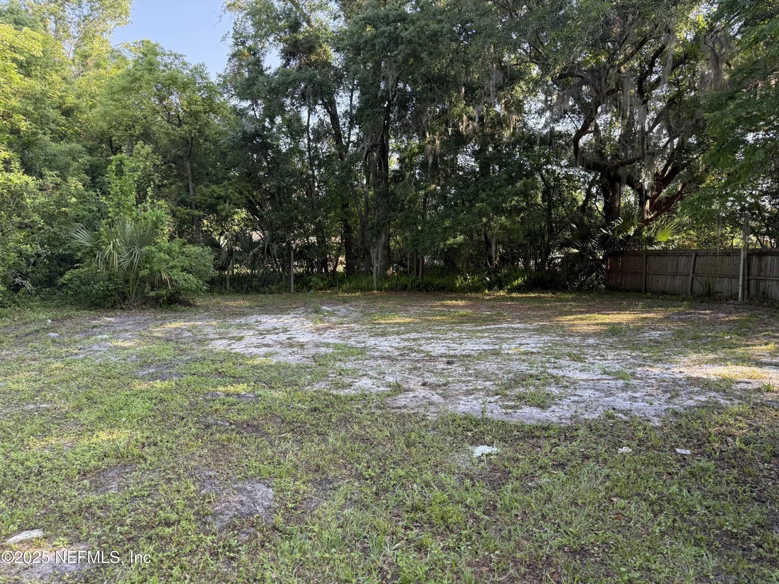 Photo of 6449 BLUEBIRD Road