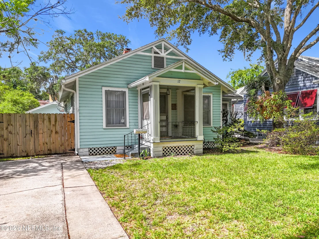 Photo of 17 BALLARD Avenue