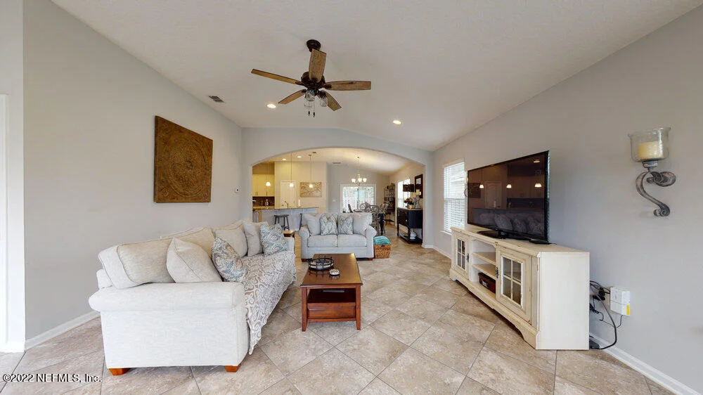 Photo of 387 SAMARA LAKES Parkway