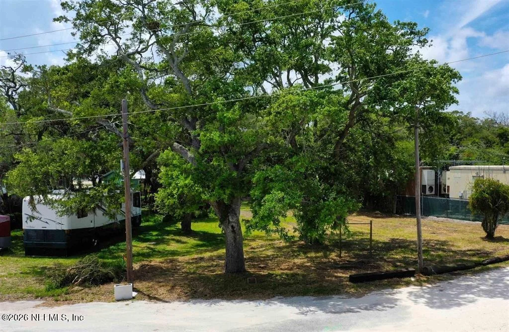 Photo of 66 LEWIS Boulevard