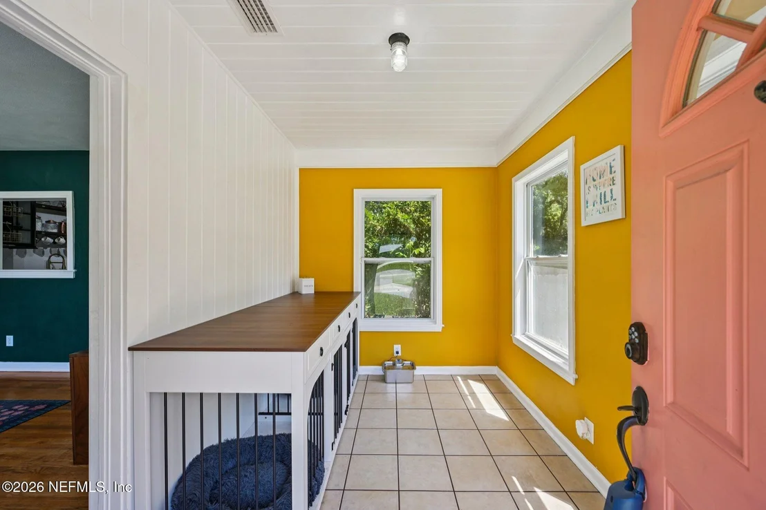 Photo of 1315 AZALEA Drive