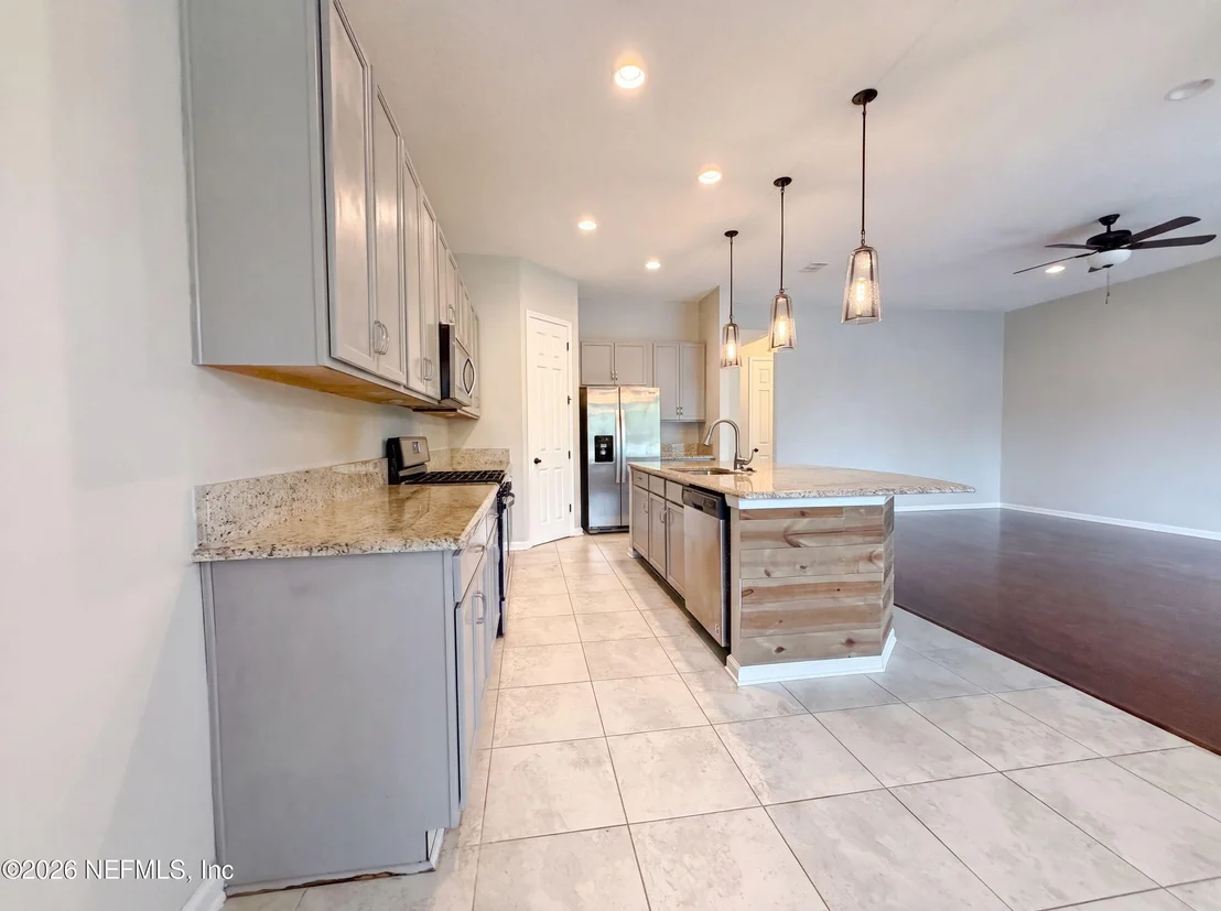 Photo of 316 WILLOW LAKE Drive