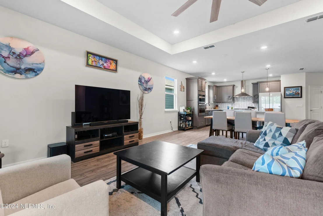 Photo of 50 MYRTLE OAK Court