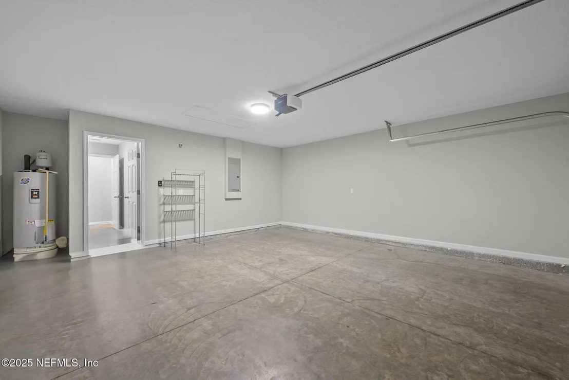 Photo of 613 OLEANDER Drive