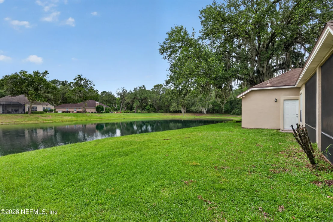 Photo of 587 OAKMONT Drive