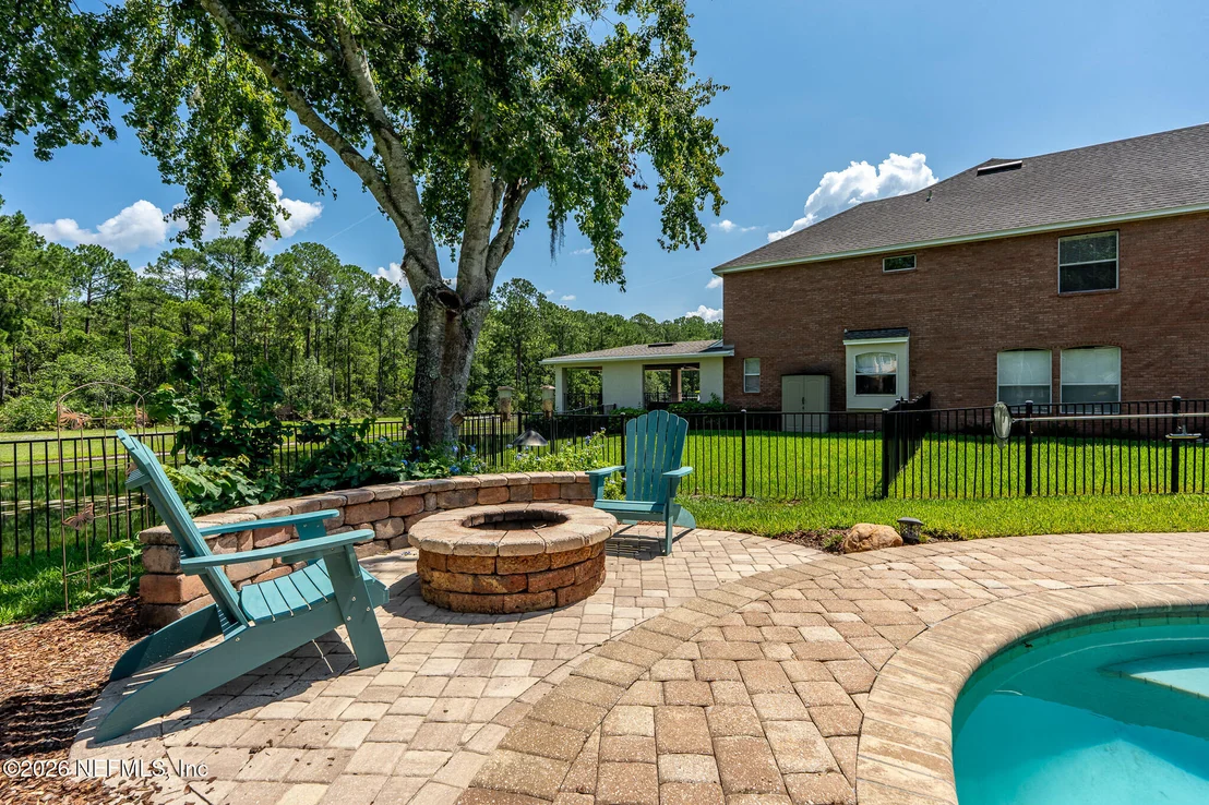 Photo of 824 BUGLE BRANCH Way