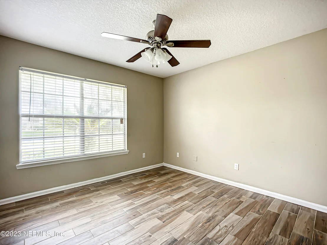 Photo of 914 GARRISON Drive