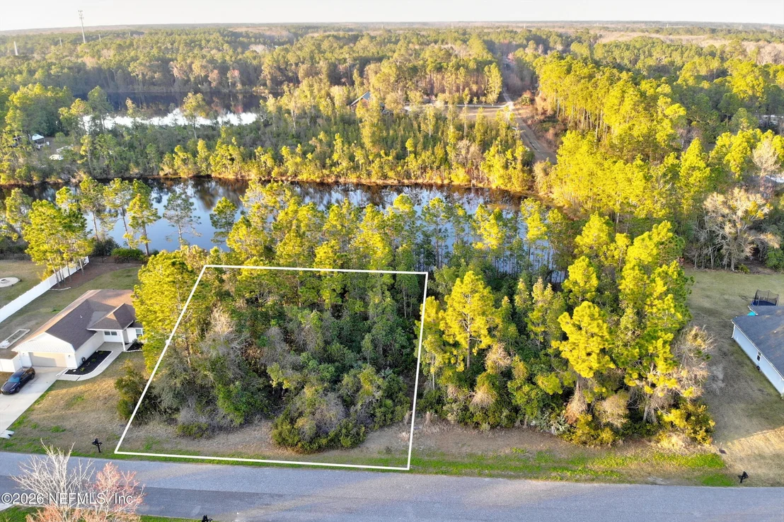Photo of 316 CRYSTAL LAKE Drive