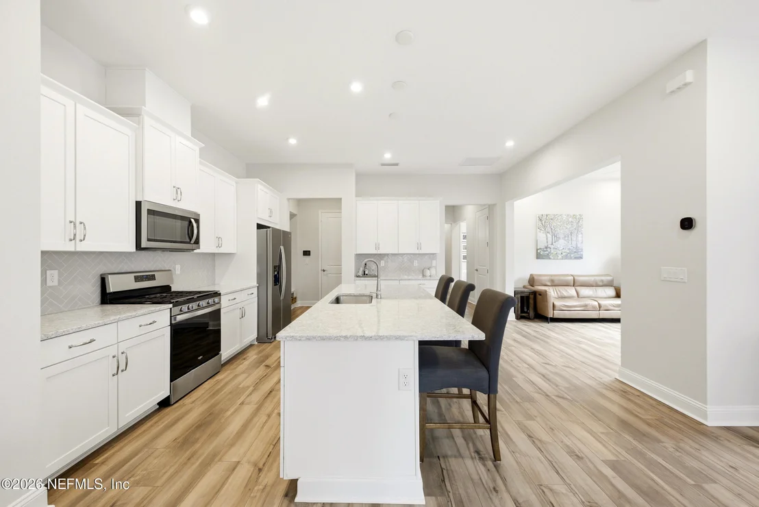 Photo of 351 LADYSLIPPER Drive