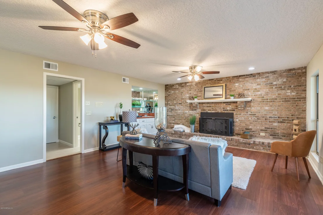 Photo of 4847 MARINERS POINT Drive