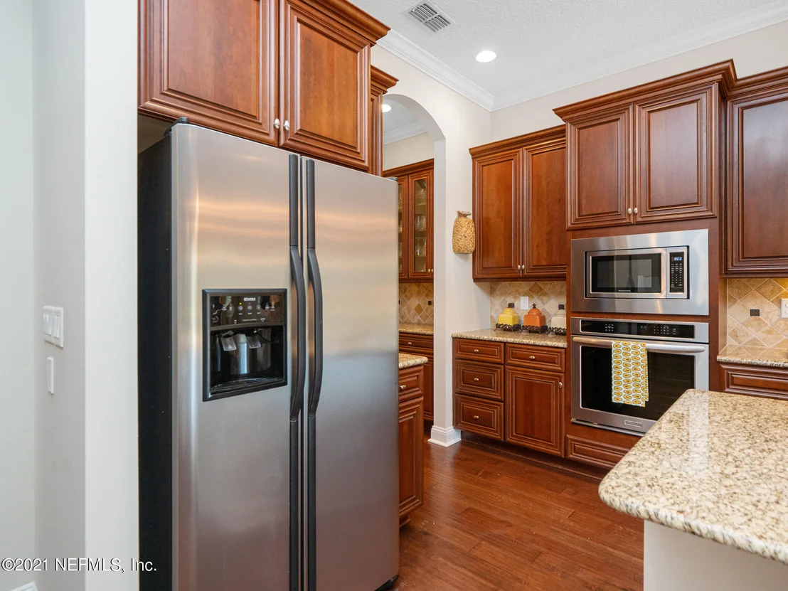 Photo of 237 GULFSTREAM Way