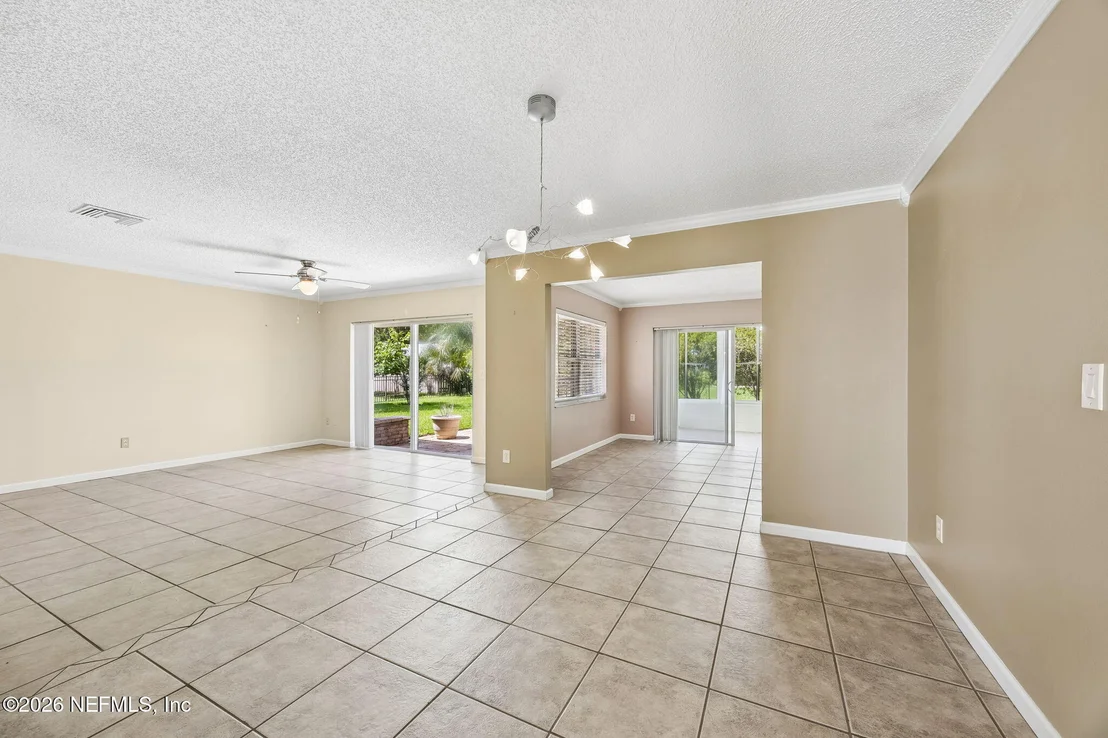 Photo of 995 ALCALA Drive