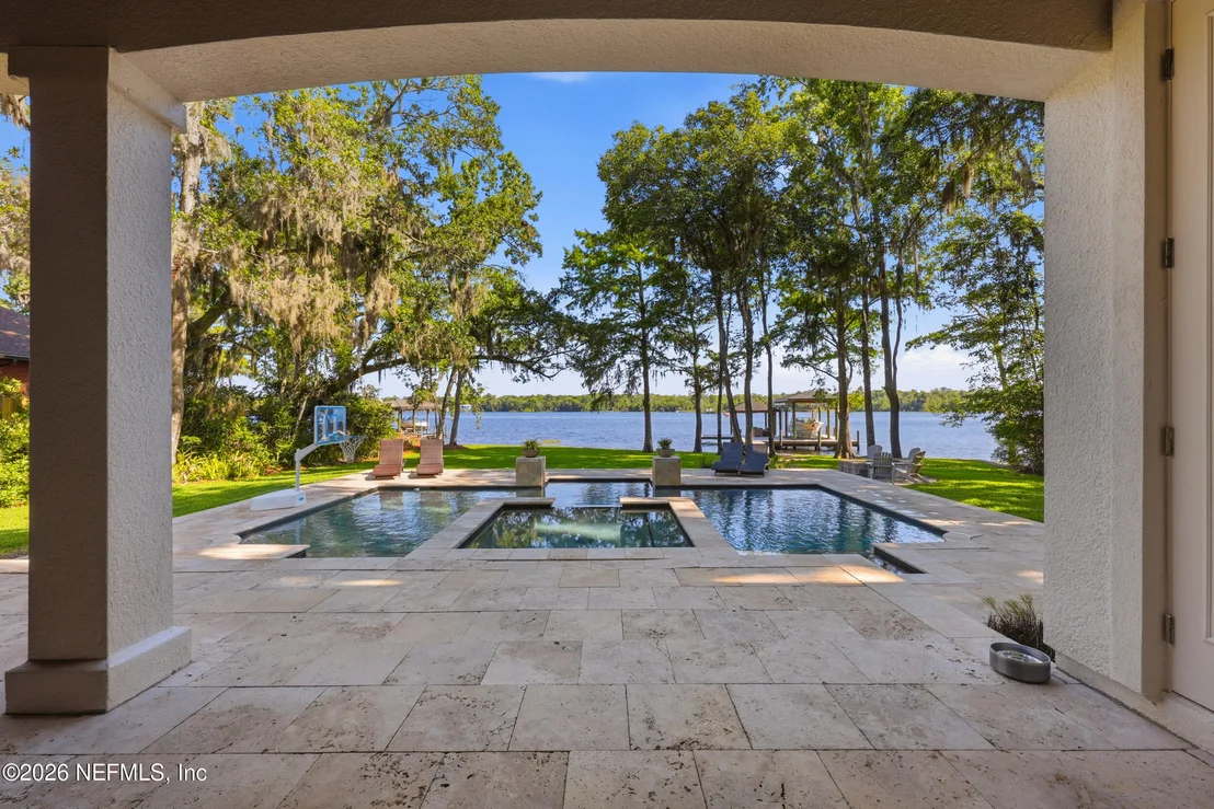 Photo of 2049 BISHOP ESTATES Road