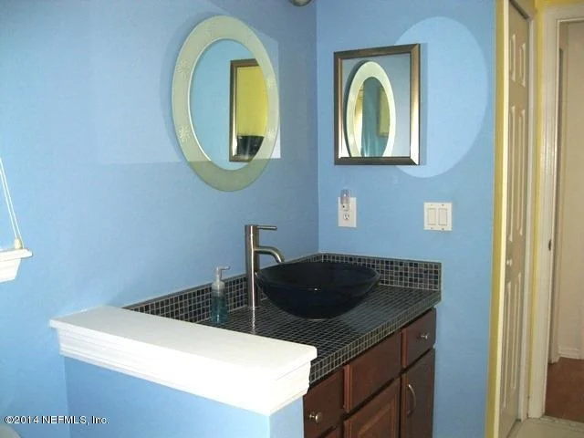 Photo of 212 Bobolink Place
