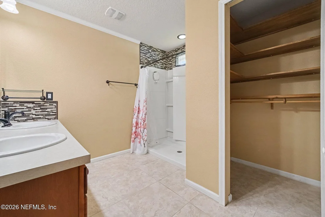 Photo of 137 LAKESIDE Court
